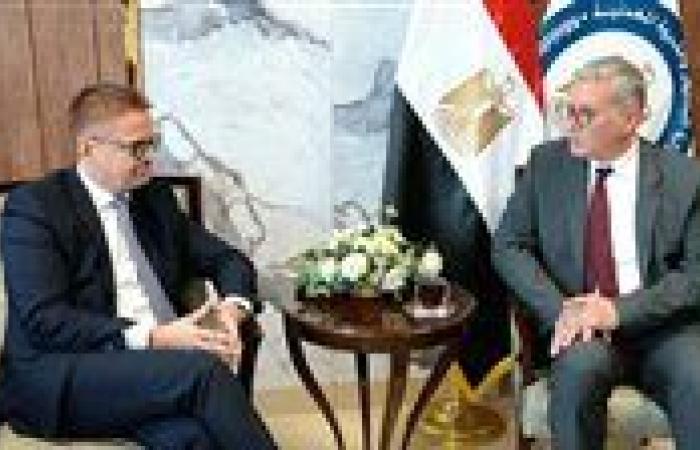 وزير البترول يبحث مع توتال إنرجيز تعزيز منظومة النقل الآمن للمنتجات