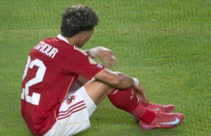مصدر بالأهلي: إصابة إمام عاشور تبعده عن الملاعب أكثر من شهر