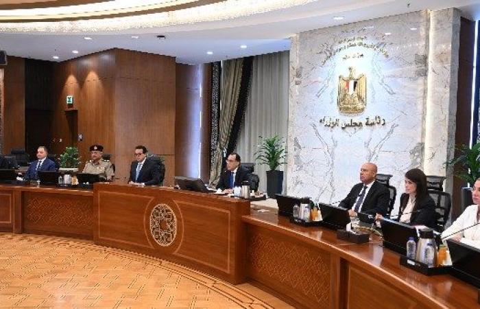 مجلس الوزراء يوافق على السماح لحاملي التأشيرة الخماسية بالإقامة لمدة 180 يومًا