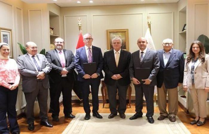 وزير التعليم العالي يطلق شراكة كبرى بين مؤسسة الجامعات الكندية في مصر وجامعة أنجليا روسكين البريطانية