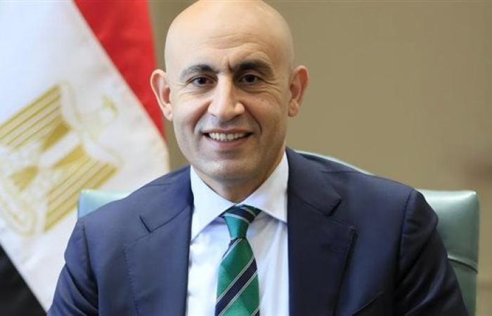 وزير التربية والتعليم يصدر قرارا وزاريا بشأن تطبيق نظام الدراسة والتقييم لطلاب المرحلة الثانوية