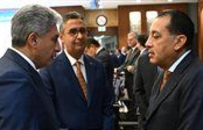 الحكومة تقرر إلغاء رسوم تغيير نشاط الأراضي والمباني إلى فندقي