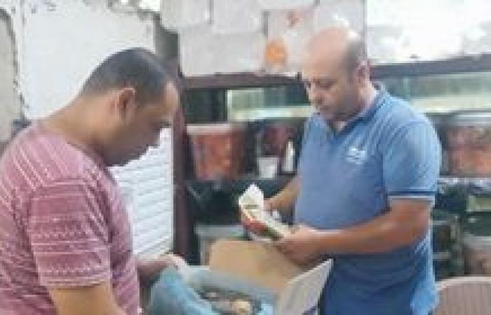 إعدام 273 كجم أغذية و92 لتر مشروبات فاسدة بحملة انضباط موسعة بشرم الشيخ