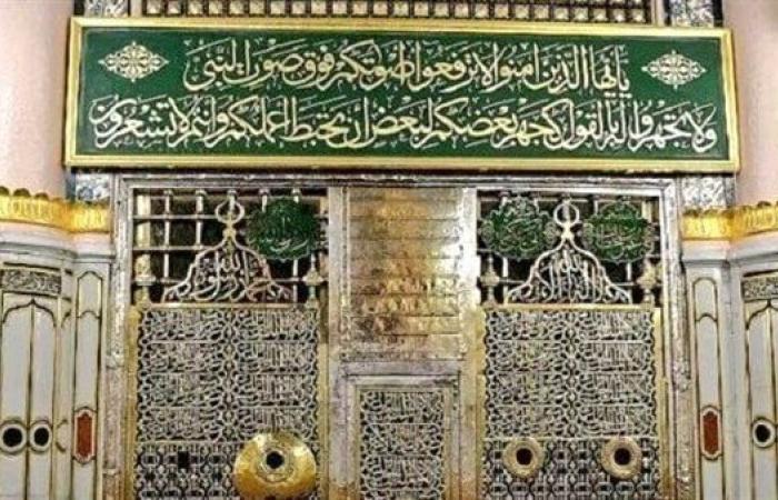 «لو رايح تزور الرسول».. ماذا تقول عند دخول الروضة الشريفة