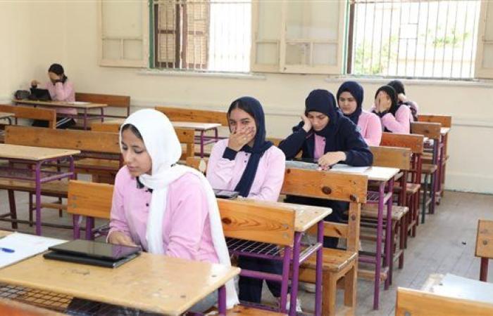 قائمة المواد الدراسية في الصف الثاني الثانوي 2026