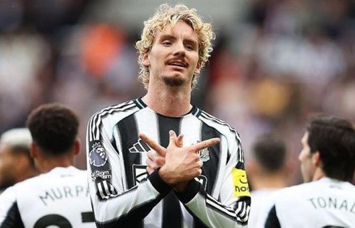 دوري أبطال أوروبا.. نيوكاسل بتشكيل هجومي ضد برشلونة