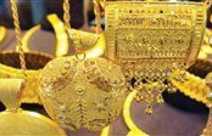 الذهب يلتقط أنفاسه بعد قمة تاريخية.. وخبراء: اتجاهه لا يزال صاعدًا في ظل الأزمات العالمية