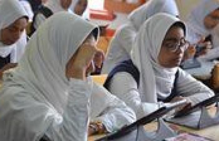 عاجل.. توزيع منهج مادة البرمجة والذكاء الاصطناعي لأولى ثانوي الترم الأول
