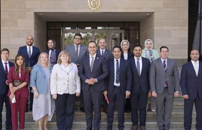 "السبكي" يبحث مع نائب وزير الصحة الروسي التعاون بالتعليم الطبي والسياحة العلاجية