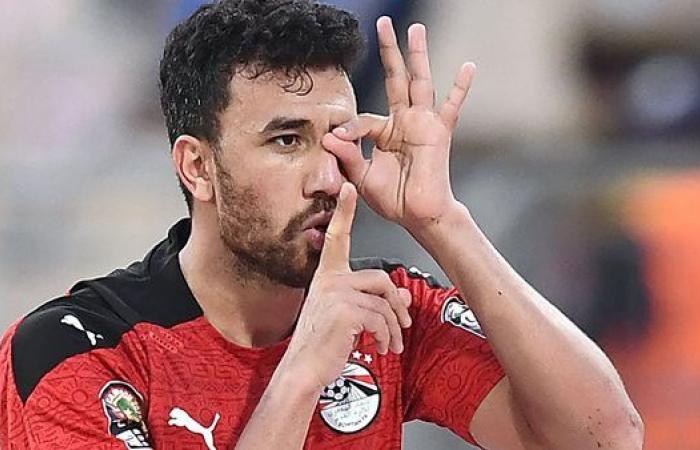 بطاقات صفراء تُلاحق تريزيجيه وتهدد غيابه عن قمة الأهلي والزمالك