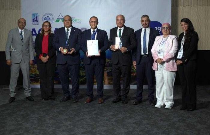 المطارات المصرية تستحوذ علي النصيب الأكبر من جوائز البيئة والاستدامة