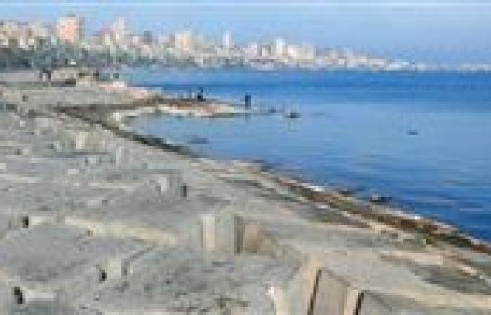 عاجل| اضطراب بـ8 مدن.. الأرصاد الجوية تطلق "إنذارًا بحريًا"