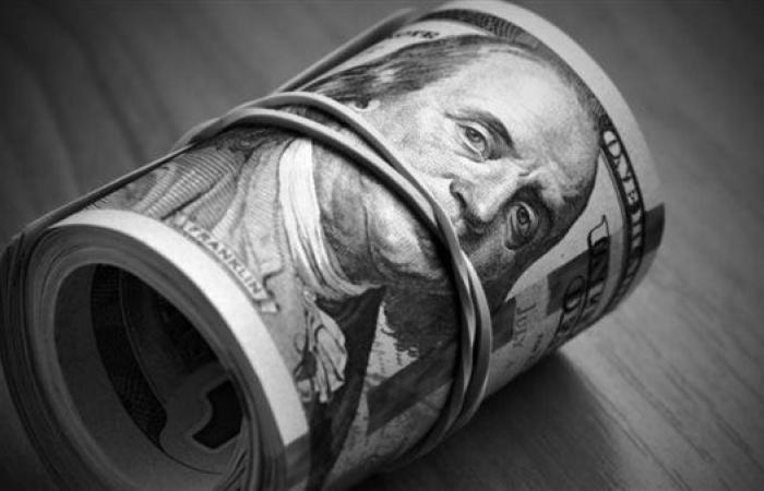 تحديث يومي.. سعر الدولار في البنوك المصرية اليوم الجمعة 19 سبتمبر 2025