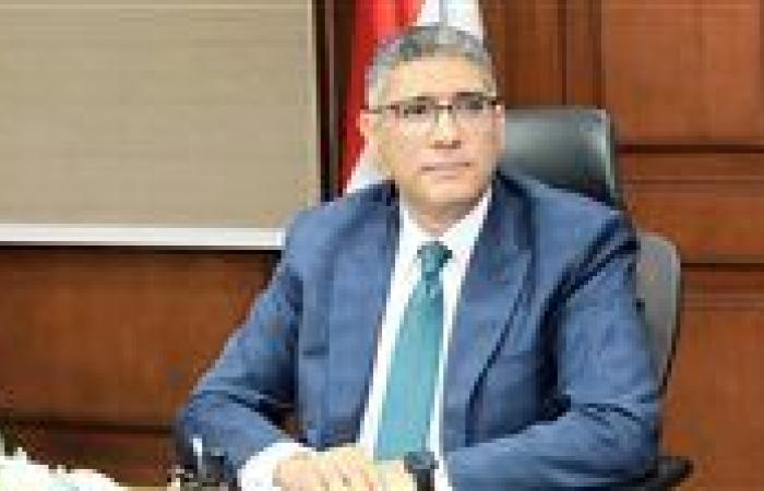 محافظ الجيزة يكلف رؤساء الأحياء والمراكز ومديري الإدارات التعليمية بالمرور الدوري خلال اليوم الدراسي