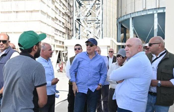 فى أول أيام زيارته لـ"أسوان".. وزير الرى يتفقد الموقف التنفيذى لـ"مشروع تنمية جنوب الوادى"
