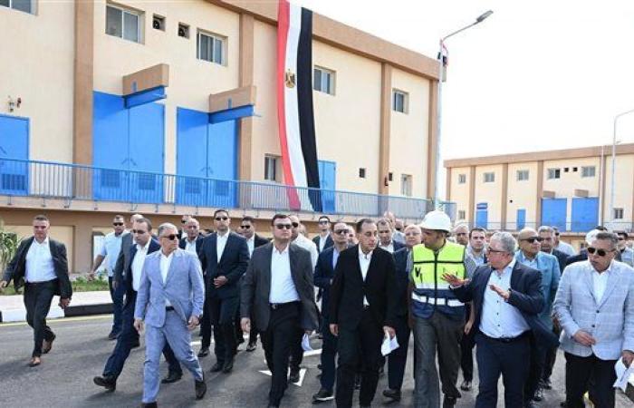 رئيس الوزراء يفتتح محطة ومأخذ المياه بالقنطرة غرب الصناعية بـ 475.8 مليون جنيه