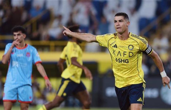 النصر يكتسح الرياض برباعية ويواصل تألقه في دوري روشن السعودي