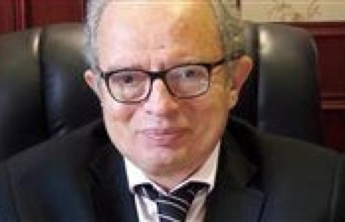 التعليم العالي: ندب الدكتور حسين عيسى مستشارًا لوزير التعليم العالي للسياسات المالية والاقتصادية