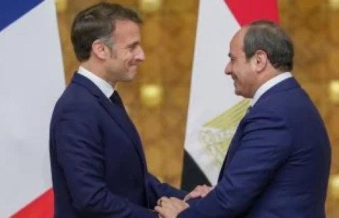 الرئيس السيسى يتلقى اتصالًا هاتفيًا من نظيره الفرنسي إيمانويل ماكرون بشأن غزة