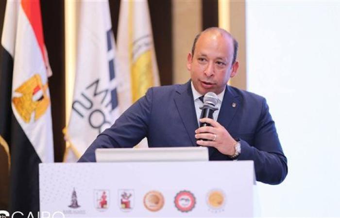 عميد قصر العيني للطلاب: الطب رسالة إنسانية سامية تتطلب الإخلاص والرحمة