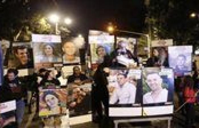 عائلات المحتجزين: نتنياهو يفضل الحرب على إعادة أبنائنا ويستخدمهم كدروع بشرية