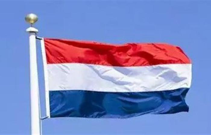 اشتباكات بين الشرطة الهولندية ومحتجين مناهضين للهجرة في لاهاي