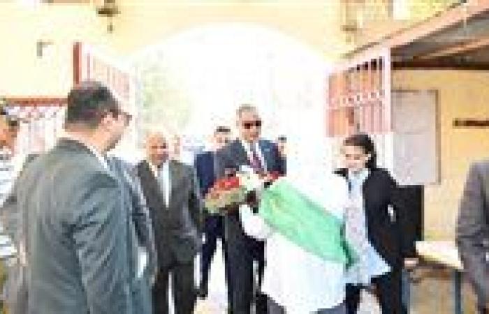 محافظ الفيوم يتابع انتظام العملية التعليمية بالمدارس مع بدء العام الدراسي الجديد