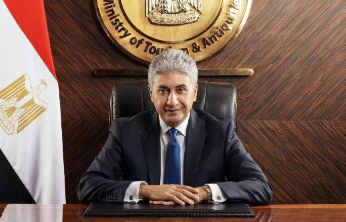 وزير السياحة بعد سرقة الاسورة الأثرية: متخيلتش إن صالة الترميم بدون كاميرات