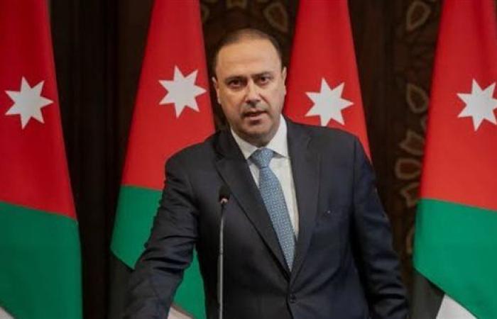 وزير الاتصال الأردني: مكافحة التضليل الإعلامي ضرورة لحماية استقرار الدول
