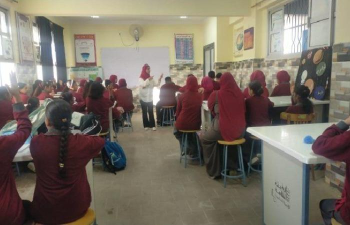 وسط استعدادات مكثفة.. 460 مدرسة تستقبل الطلاب في السويس