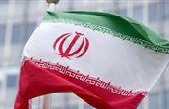 إيران تلوّح بإجراء فوري في حالة إعادة فرض العقوبات