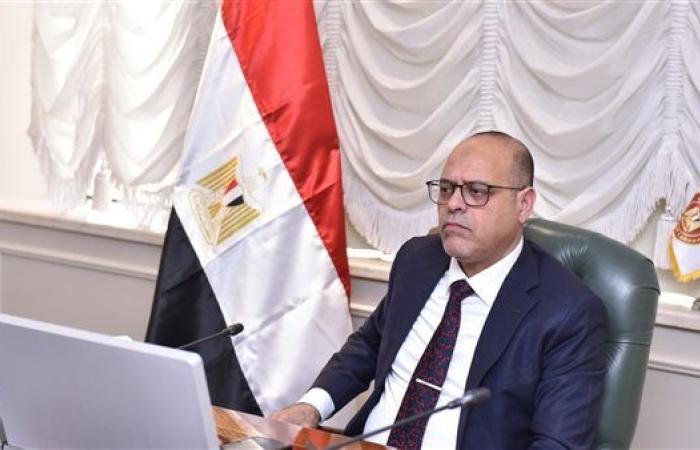 اليوم.. نشاط مكثف لمديريات العمل بـ 10 محافظات