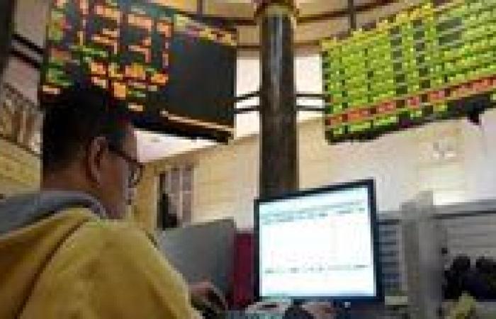 صعود جماعي لرأس المال السوقي وتباين في مؤشرات البورصة المصرية خلال الأسبوع الماضي