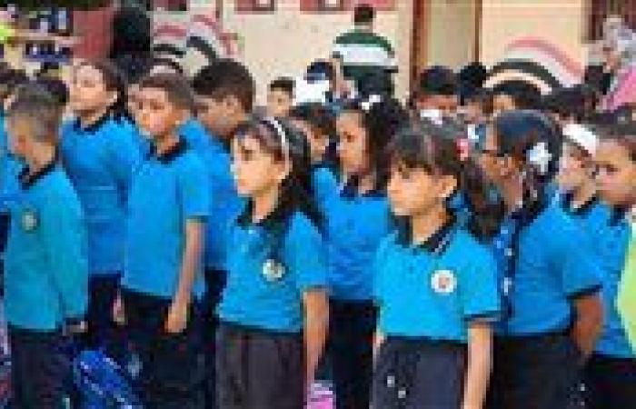 انطلاق الدراسة.. محافظ بورسعيد يدعو الطلاب للالتزام والاجتهاد لتحقيق التفوق
