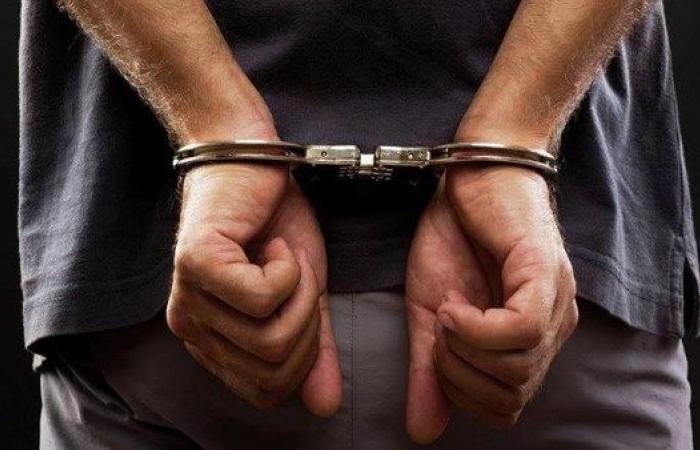 أب يقتل ابنته الكبرى ويطعن الصغرى وينهى حياته بنفس السلاح بالإسكندرية