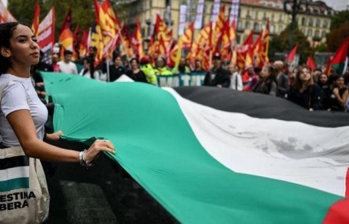 تظاهرات حاشدة بالمدن الإيطالية واحتجاجات أمام القنصلية الإسرائيلية تضامنًا مع غزة