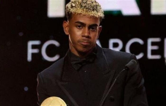 يامال أول لاعب في التاريح يفوز بجائزة كوبا مرتين