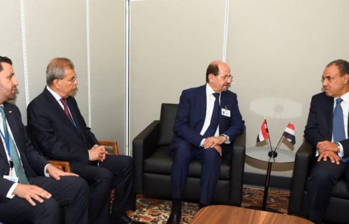 وزير الخارجية يلتقي وزير خارجية الجمهورية اليمنية على هامش أعمال الجمعية العامة للأمم المتحدة