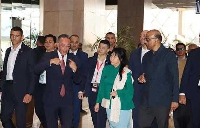 المتحف المصري الكبير ومنطقة أهرامات الجيزة يستقبلان رئيس جمهورية سنغافورة وحرمه