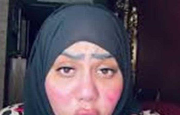 حبس البلوجر «أم سجدة» 6 أشهر وغرامة 100 ألف جنيه لنشر فيديوهات خادشة