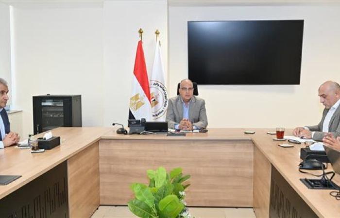وزير الري: تخفيض مناسيب المياه فى بركة سيوة وصولاً للمناسيب الآمنة
