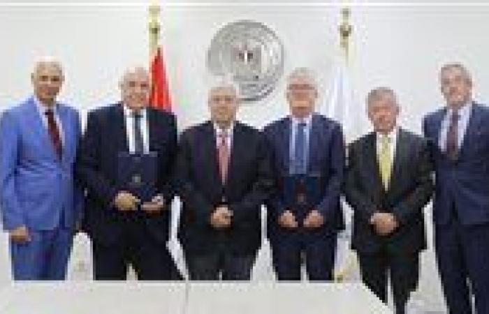 وزير التعليم العالي يشهد توقيع تجديد بروتوكول ...