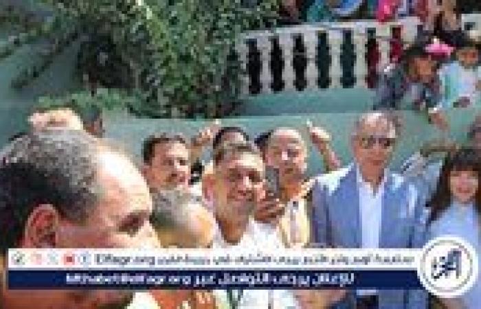 محافظ المنيا يسلم 45 منزلًا للأسر الأولى بالرعاية بقرية طرفا بسمالوط