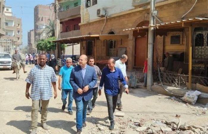 بالصور.. رصف وتركيب بلاط الأنترلوك لـ 120 شارعًا بالبدرشين