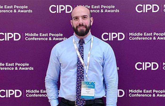 اختيار خبير مصري في لجنة تحكيم جوائز معهد الموارد البشرية البريطاني "CIPD" لعام 2025