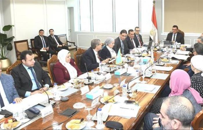 وزير الإسكان يترأس اجتماع مجلس إدارة الهيئة العامة للتنمية السياحية