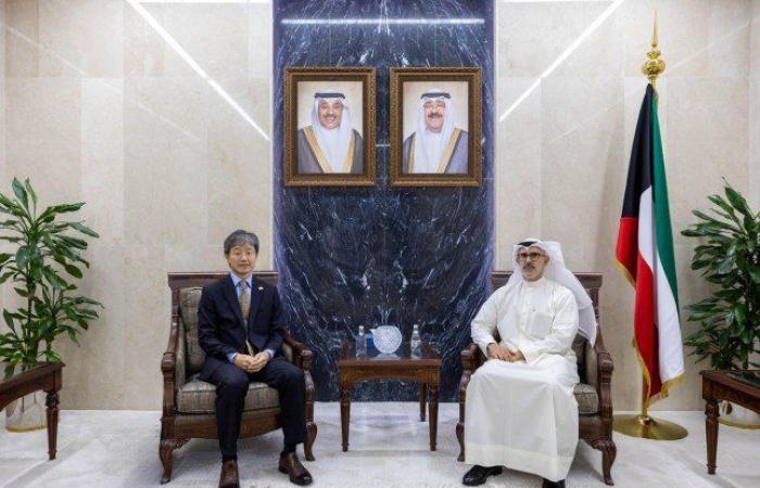 الكويت.. نائب وزير الخارجية يستقبل سفير اليابان لدى البلاد
