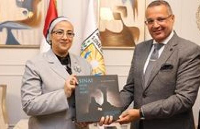 رئيسة المجلس القومي للمرأة تلتقى محافظ جنوب سيناء لبحث سُبل تعزيز التعاون المشترك
