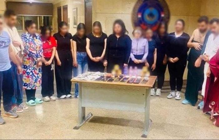 9 سيدات و5 رجال.. ضبط نادٍ صحي غير مرخص لممارسة الأعمال المنافية بالتجمع