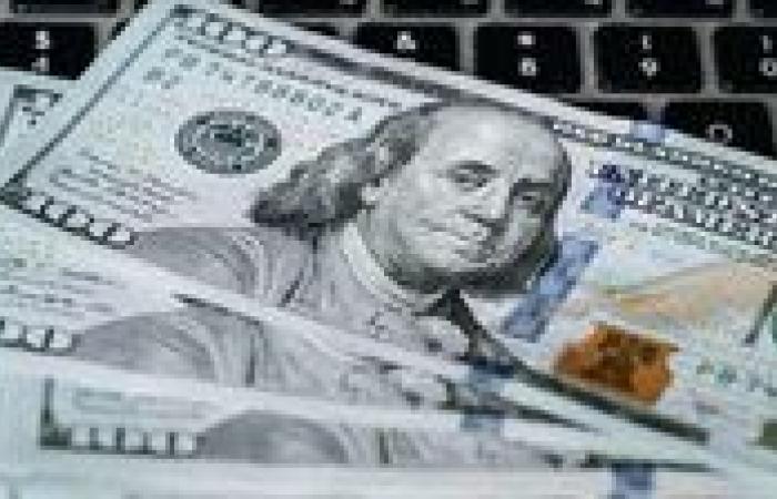 الآن.. سعر الدولار مقابل الجنيه المصري في مختلف البنوك
